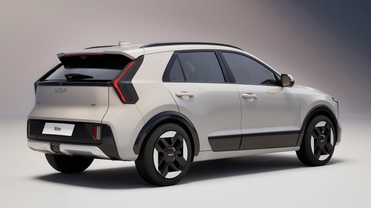 2026 Kia Niro rear