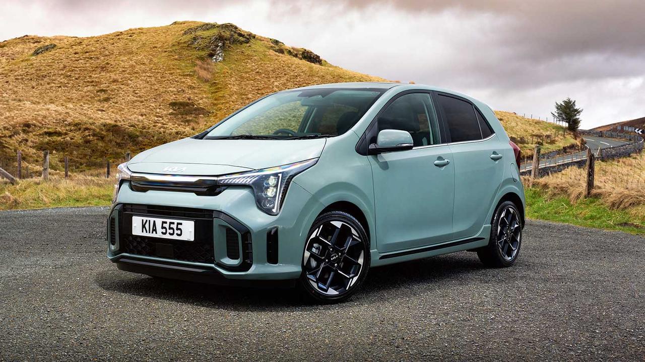 Kia Picanto in green, static front three quarter