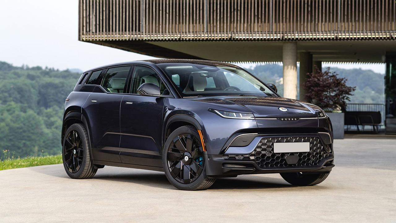 Fisker Ocean in grey