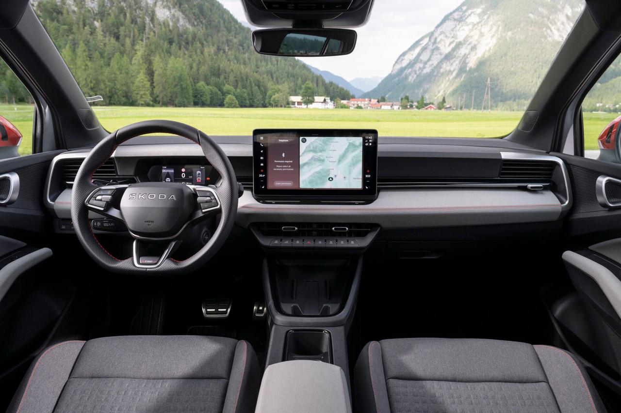 Skoda Epiq dash wide