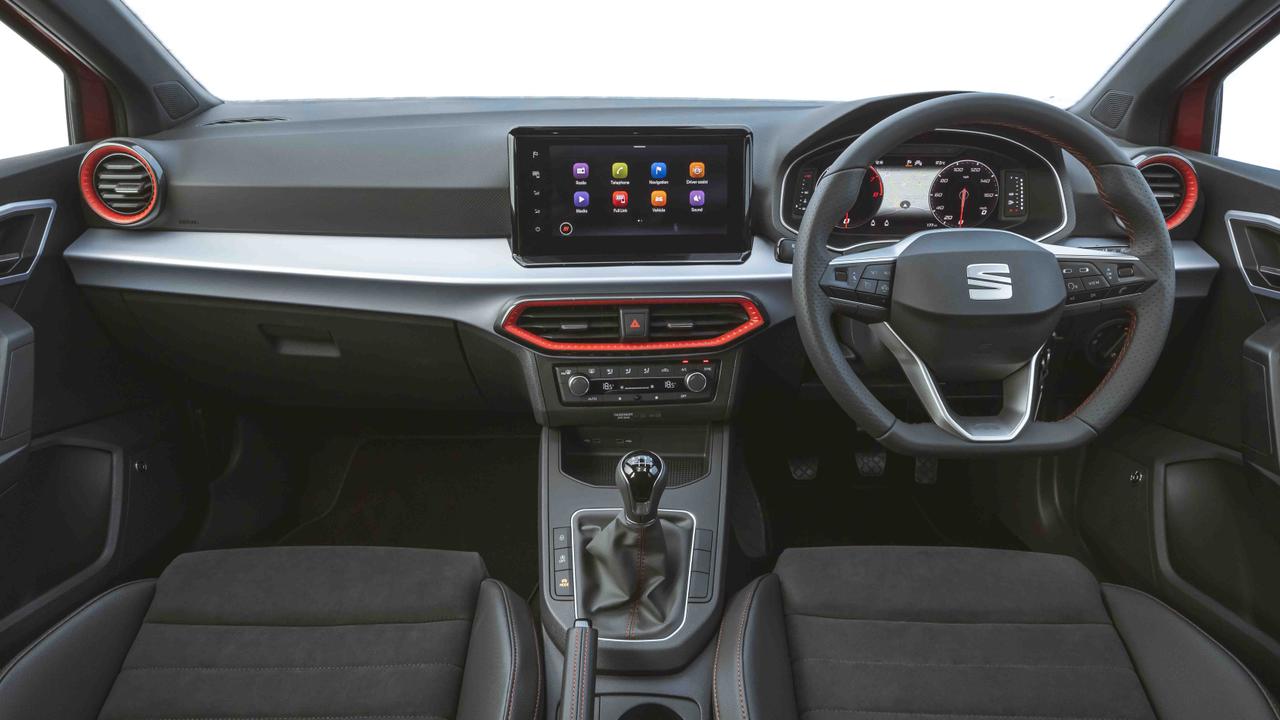 SEAT Ibiza interior