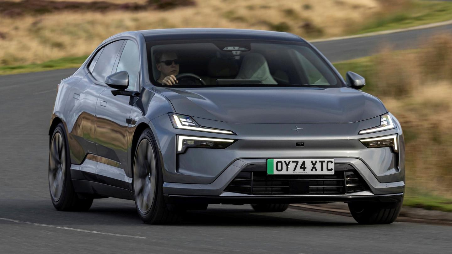 Polestar 4 driving