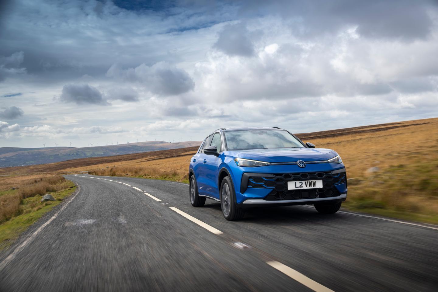 2026 VW T Roc hero
