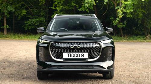 Chery Tiggo 8 front end, petrol model