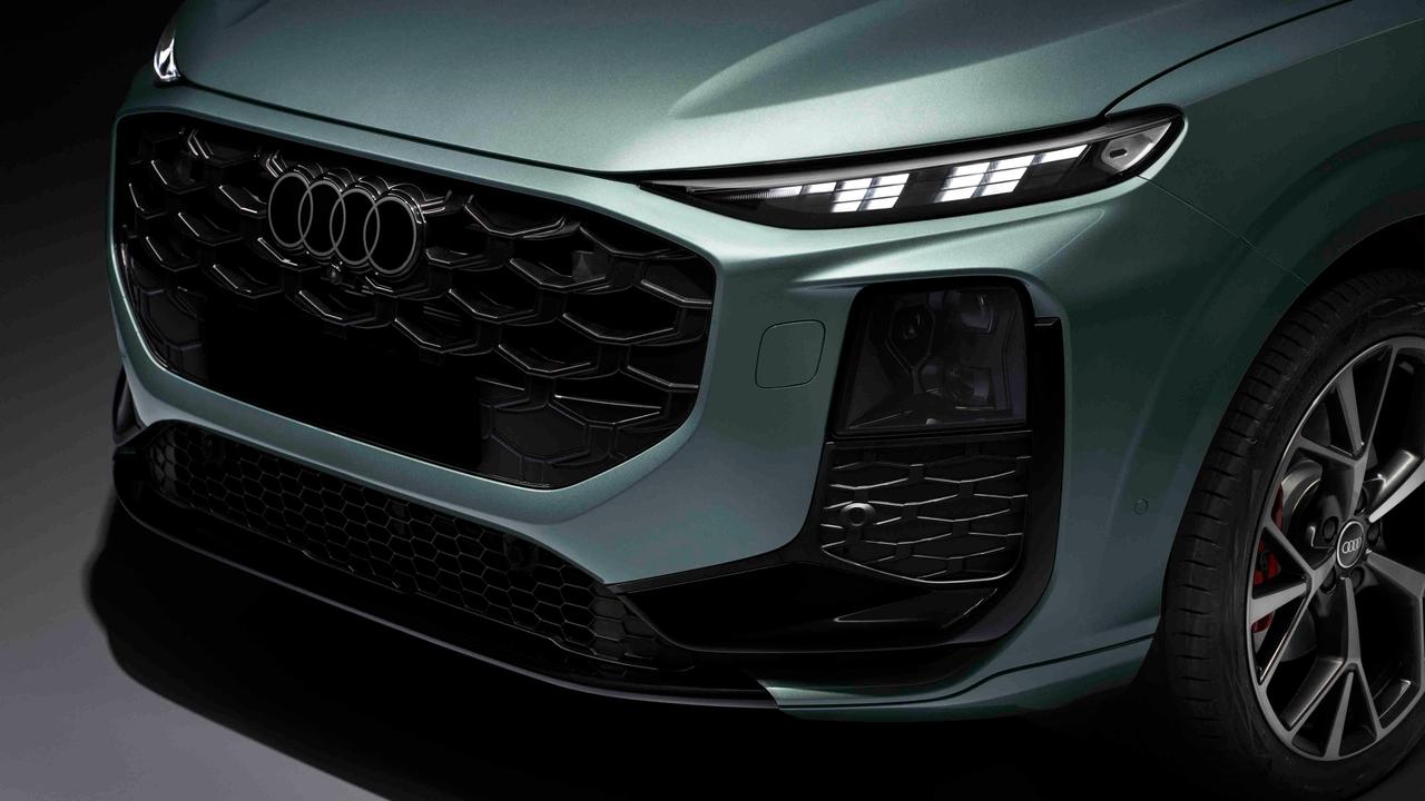 New 2025 Audi Q3 front end