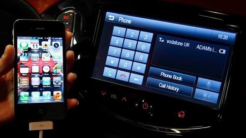 Vauxhall Adam phone connectivity