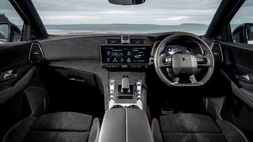 DS 7 interior