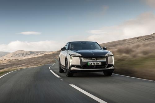 DS No8 front driving close