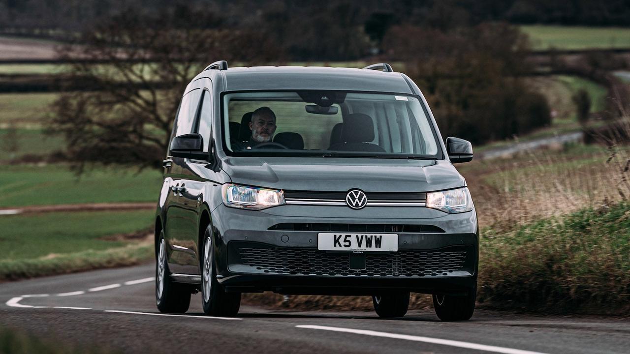 VW Caddy driving
