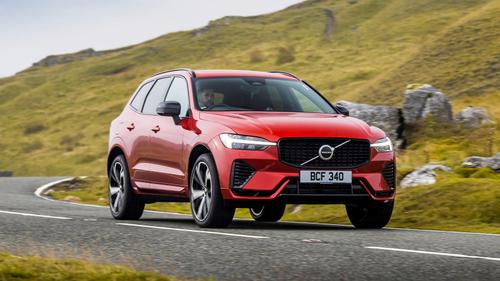 Volvo XC60 review front three quarter