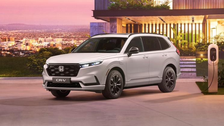 New 2023 Honda CR-V revealed with hybrid and PHEV engines