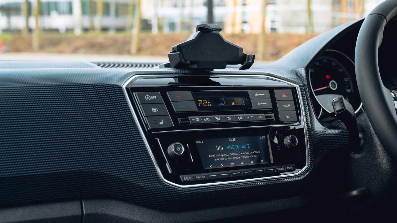 Volkswagen Up dashboard