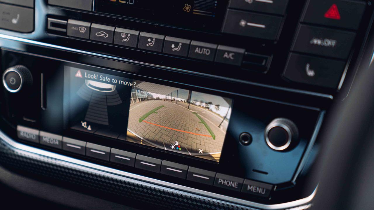 Volkswagen e-Up reversing camera display