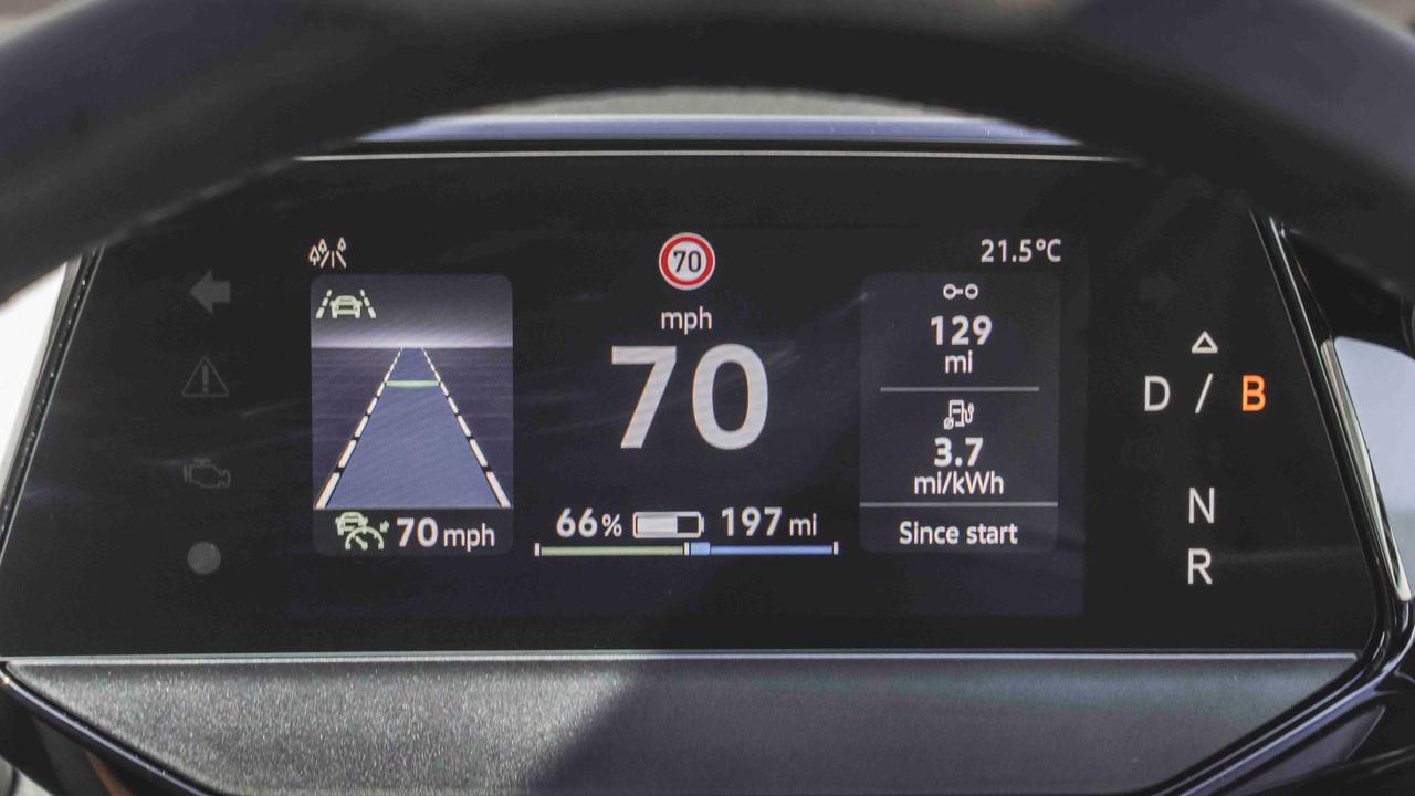 Volkswagen ID.3 review driver's dials