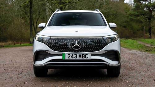 Mercedes EQB front end