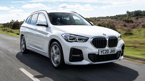2020 BMW X1 plug-in hybrid driving