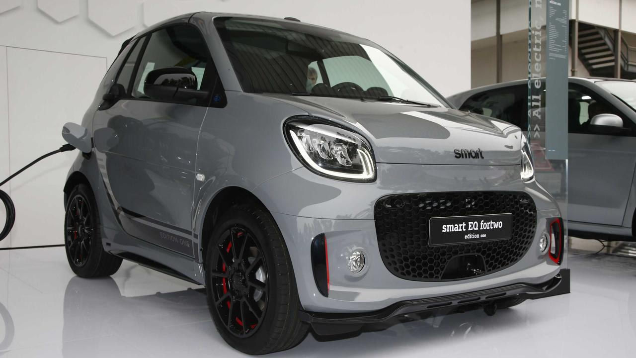 Smart EQ Fortwo in grey