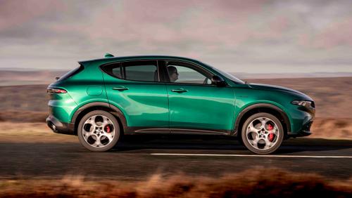 Alfa Romeo Tonale driving side view