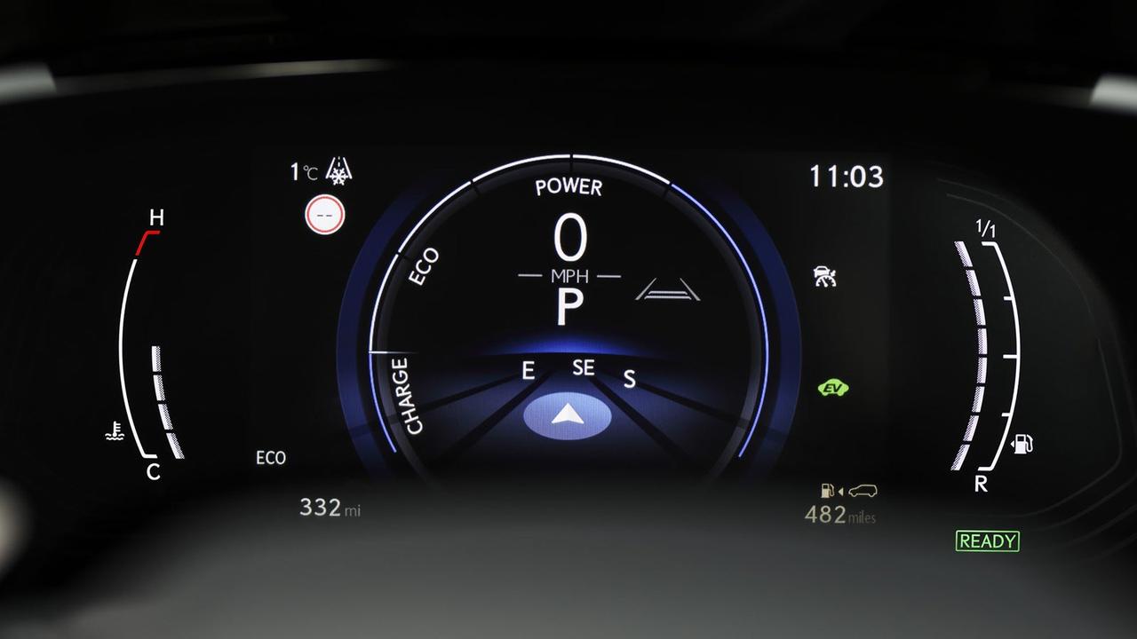 Lexus NX review driver's dials