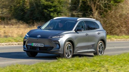 MGS5 EV review front three quarter