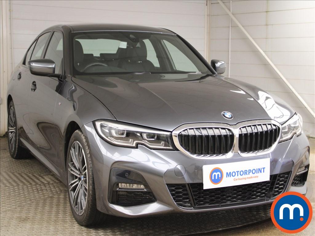 BMW 3 Series M Sport Automatic Petrol-Plugin Elec Hybrid Saloon - Stock Number (1243196) - Passenger side front corner