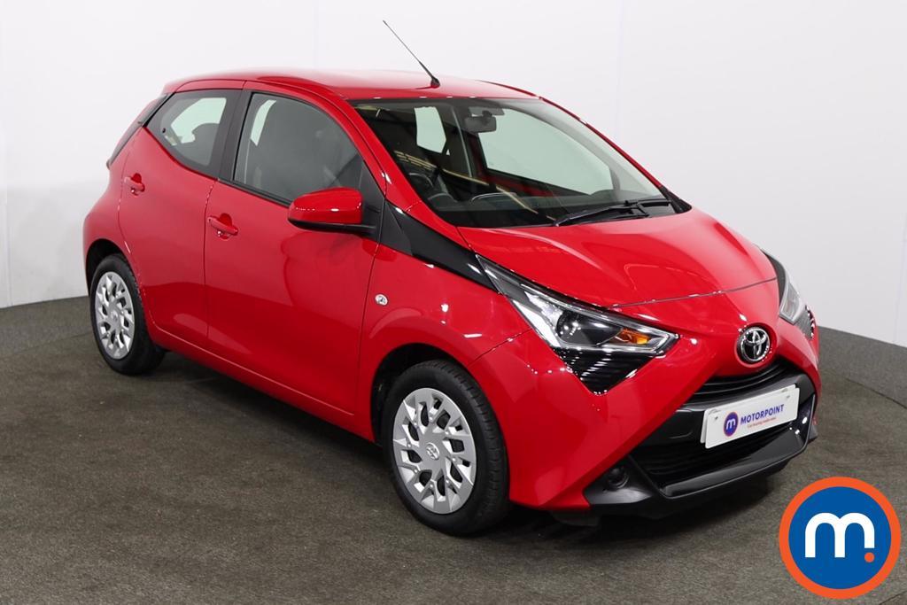 Toyota Aygo X-Play Automatic Petrol Hatchback - Stock Number (1238800) - Passenger side front corner