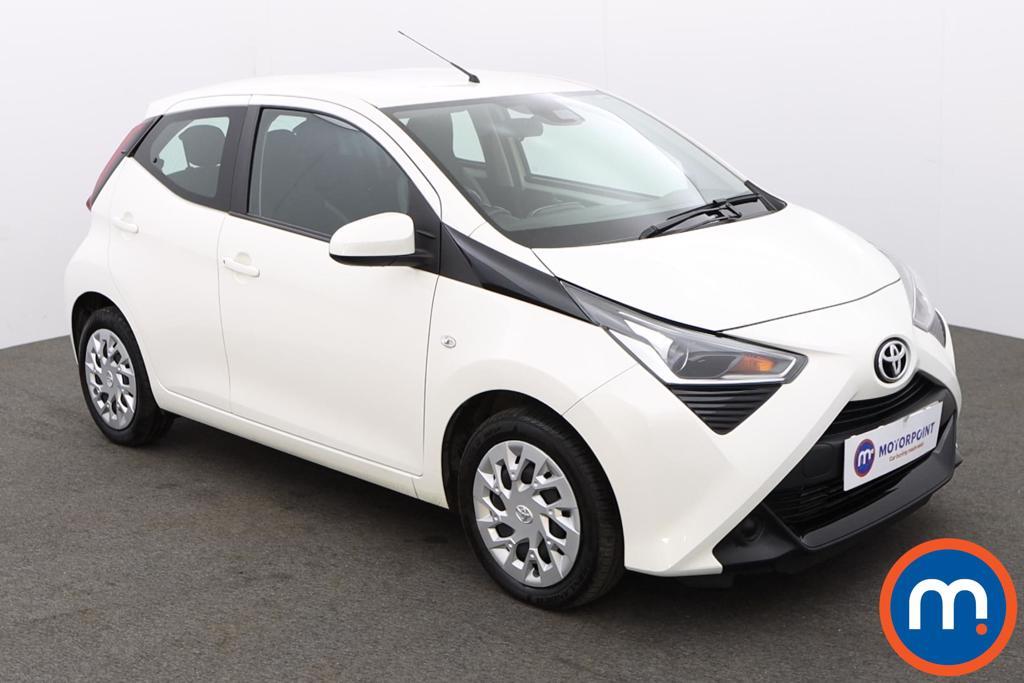 Toyota Aygo X-Play Automatic Petrol Hatchback - Stock Number (1246058) - Passenger side front corner