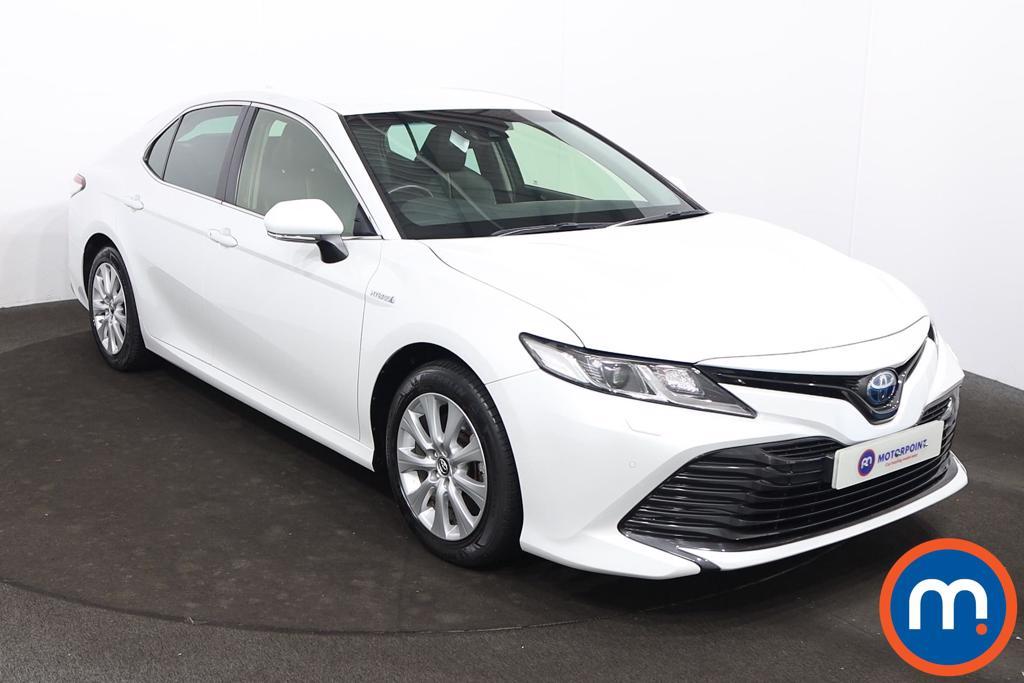 Toyota Camry Design Automatic Petrol-Electric Hybrid Saloon - Stock Number (1276365) - Passenger side front corner