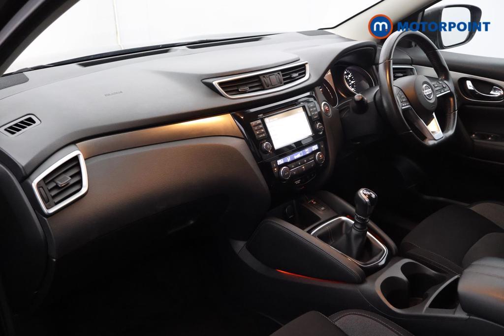 Nissan Qashqai N-Connecta Manual Diesel SUV - Stock Number (1547817) - 8th supplementary image