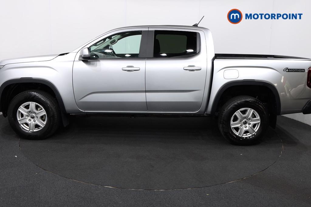 Volkswagen Amarok Life Manual Diesel Double Cab Pick-Up - Stock Number (1570561) - Passenger side