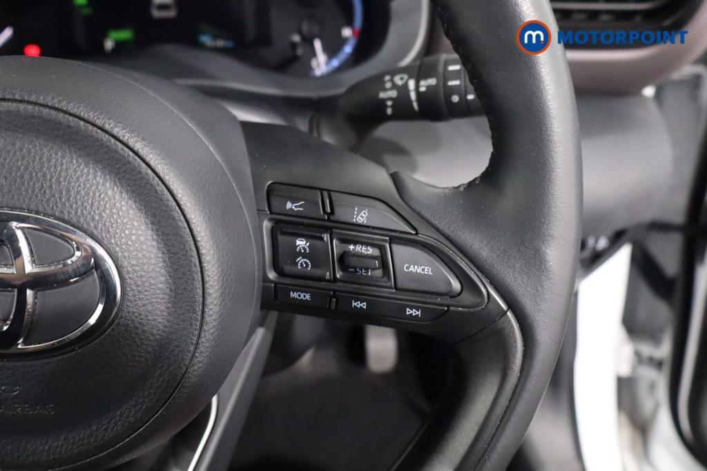 Toyota Yaris Cross Excel Automatic Petrol-Electric Hybrid Estate - Stock Number (1575938) - 8th supplementary image