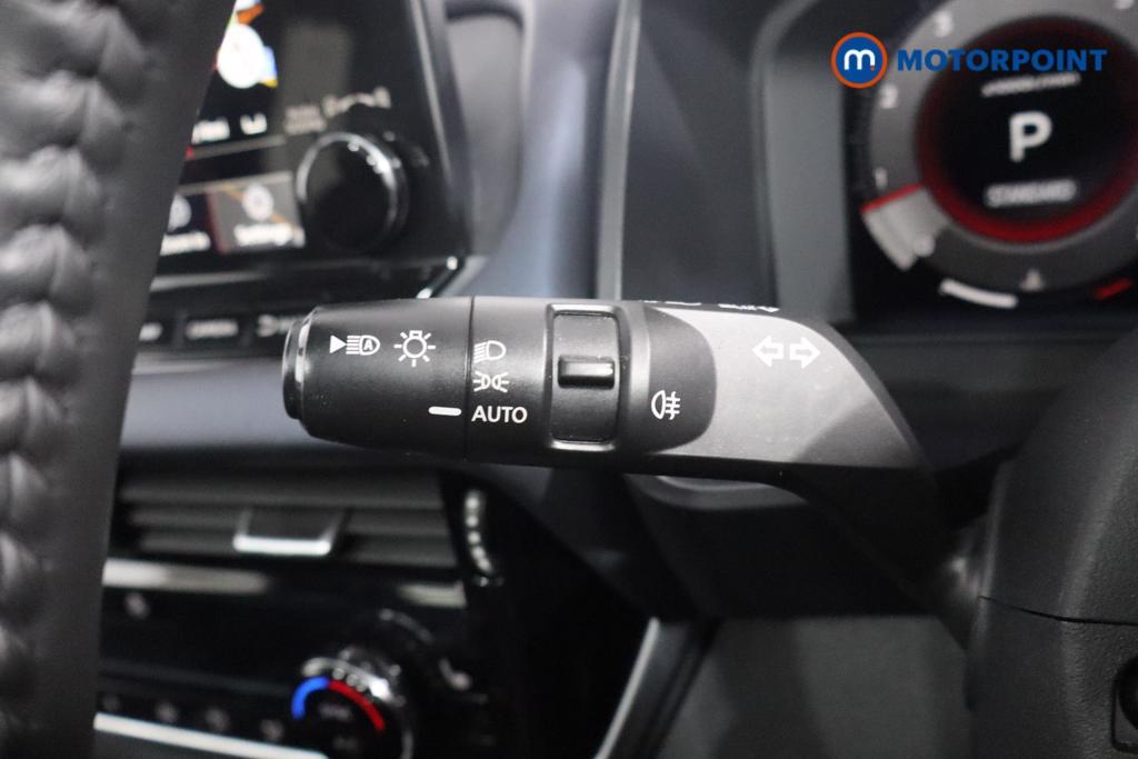 Nissan Qashqai Tekna Automatic Petrol SUV - Stock Number (1575256) - 8th supplementary image