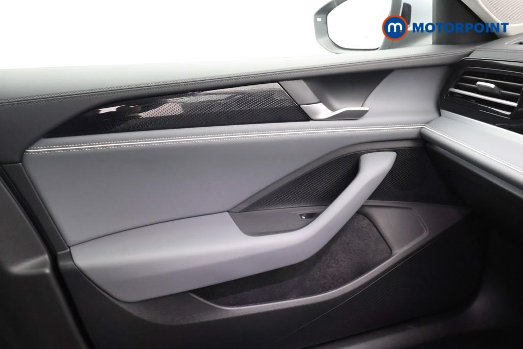 Volkswagen Passat Life Automatic Petrol Plug-In Hybrid Estate - Stock Number (1578124) - 8th supplementary image