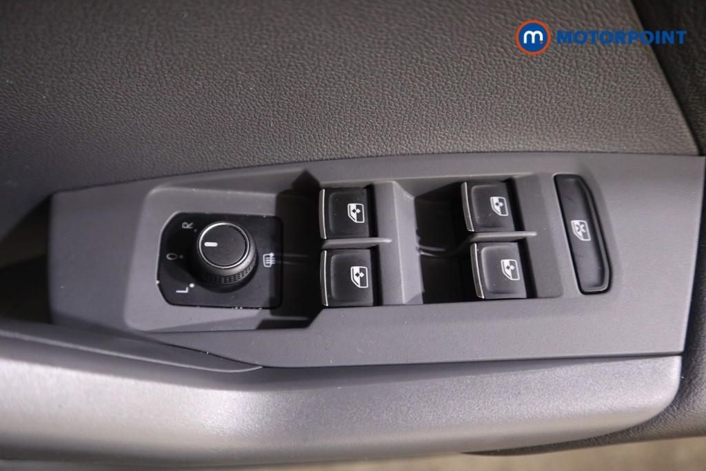 Volkswagen T-Cross SEL Manual Petrol SUV - Stock Number (1580452) - 8th supplementary image