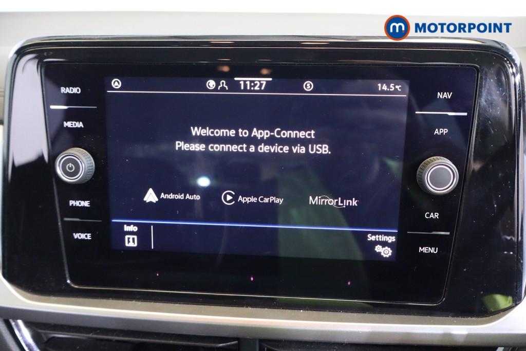 Volkswagen T-Roc Life Automatic Petrol SUV - Stock Number (1581539) - 8th supplementary image