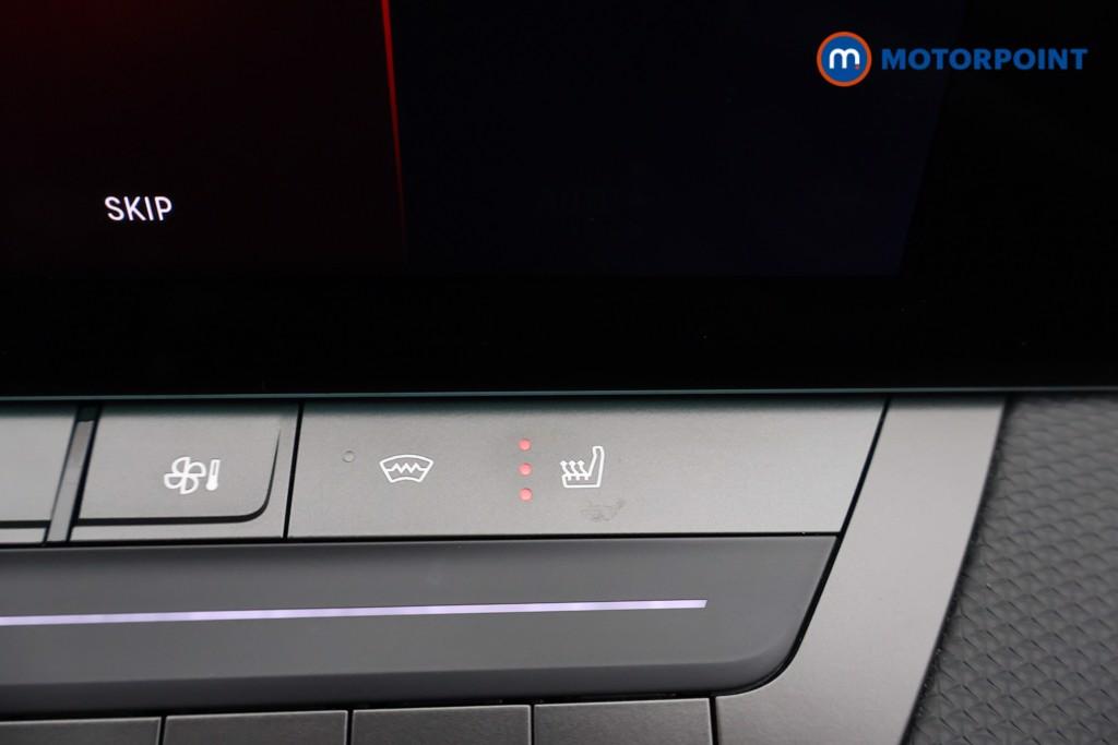 Vauxhall Astra Ultimate Manual Petrol Hatchback - Stock Number (1583705) - 8th supplementary image