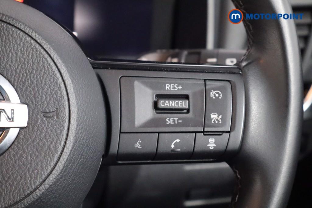 Nissan Qashqai N-Connecta Manual Petrol SUV - Stock Number (1585978) - 8th supplementary image