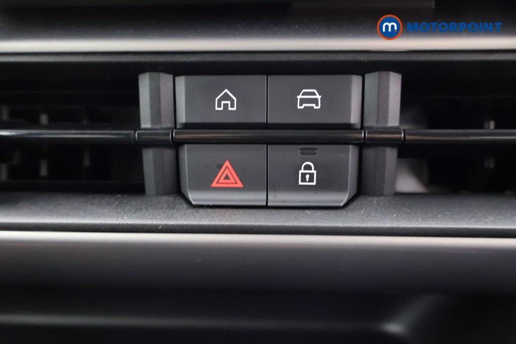 Jeep Avenger Summit Automatic Electric SUV - Stock Number (1584671) - 8th supplementary image