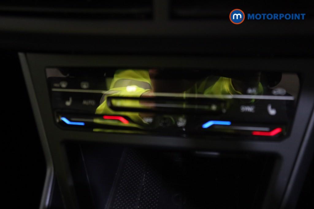 Volkswagen Taigo R-Line Automatic Petrol SUV - Stock Number (1582623) - 8th supplementary image