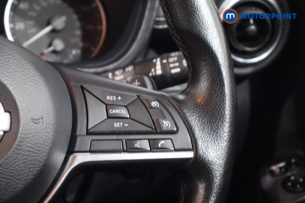 Nissan Juke N-Connecta Automatic Petrol SUV - Stock Number (1583856) - 8th supplementary image