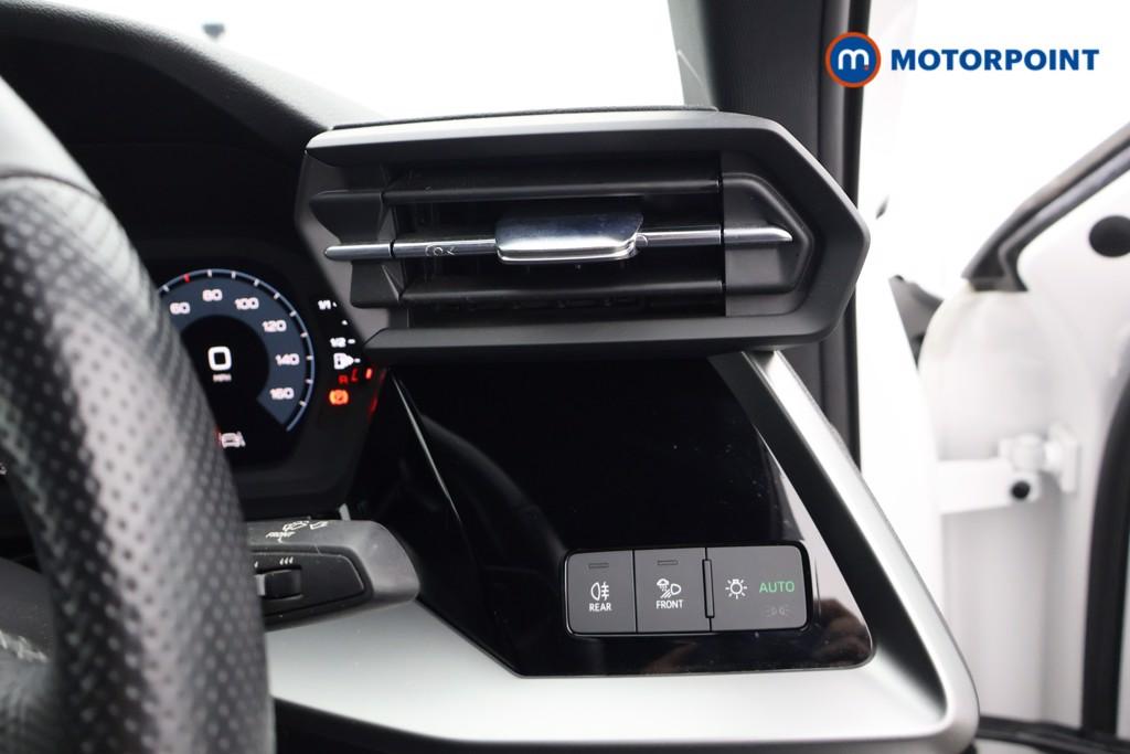 Audi A3 S Line Manual Petrol Saloon - Stock Number (1573602) - 8th supplementary image