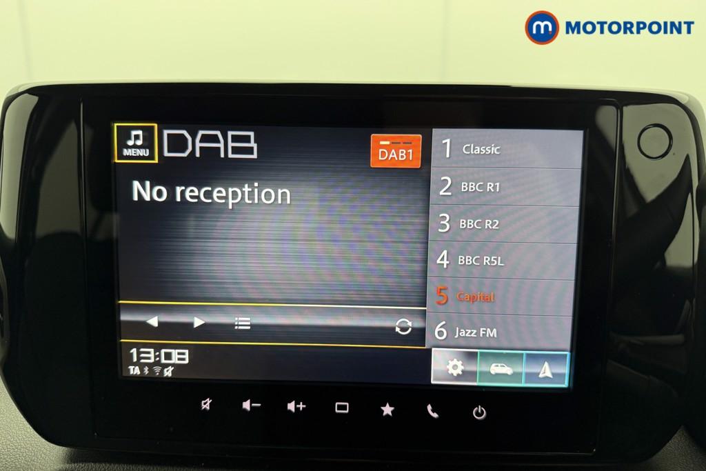 Suzuki Swift Motion Manual Petrol Hatchback - Stock Number (1588629) - 8th supplementary image