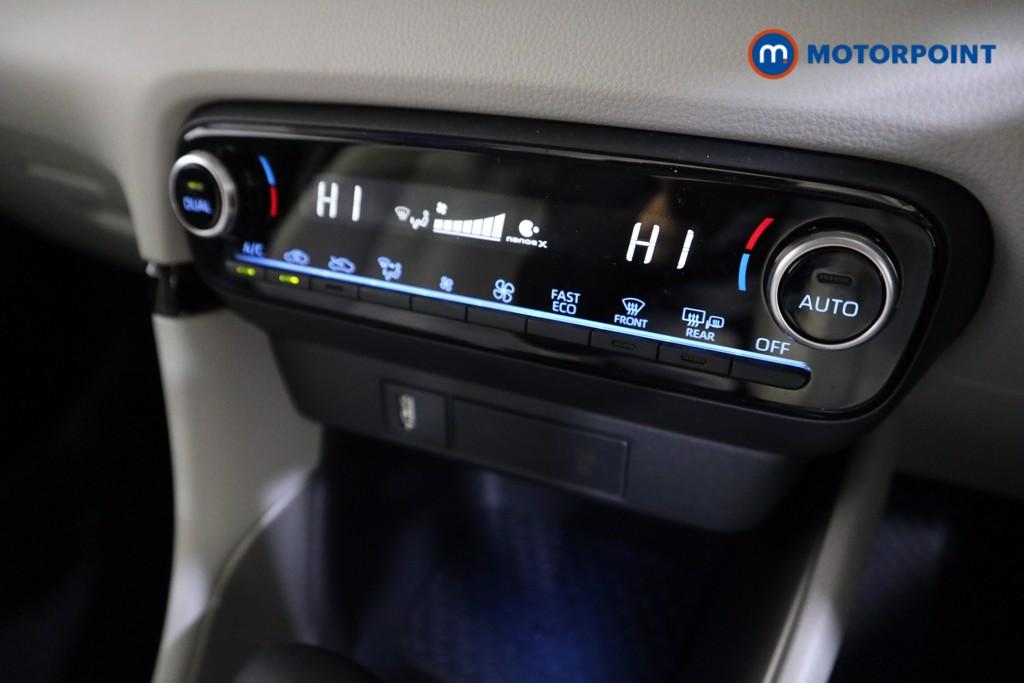 Toyota Yaris Excel Automatic Petrol-Electric Hybrid Hatchback - Stock Number (1584419) - 8th supplementary image