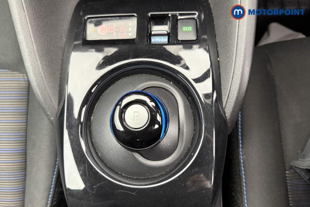 Nissan Leaf N-Connecta Automatic Electric Hatchback - Stock Number (1581937) - 8th supplementary image