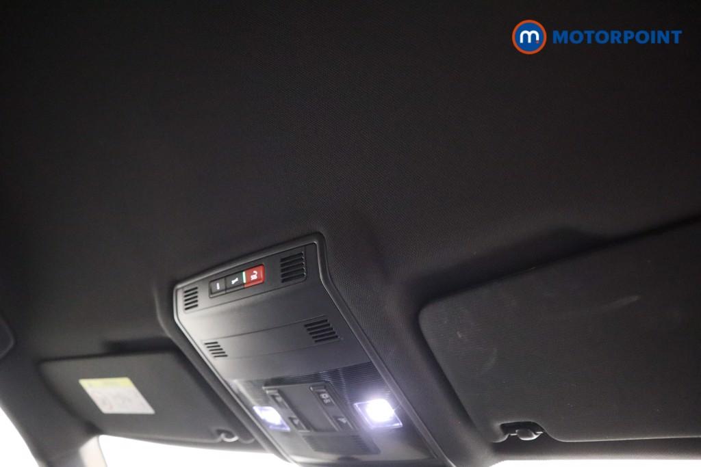 Volkswagen T-Roc R-Line Automatic Petrol SUV - Stock Number (1588541) - 8th supplementary image