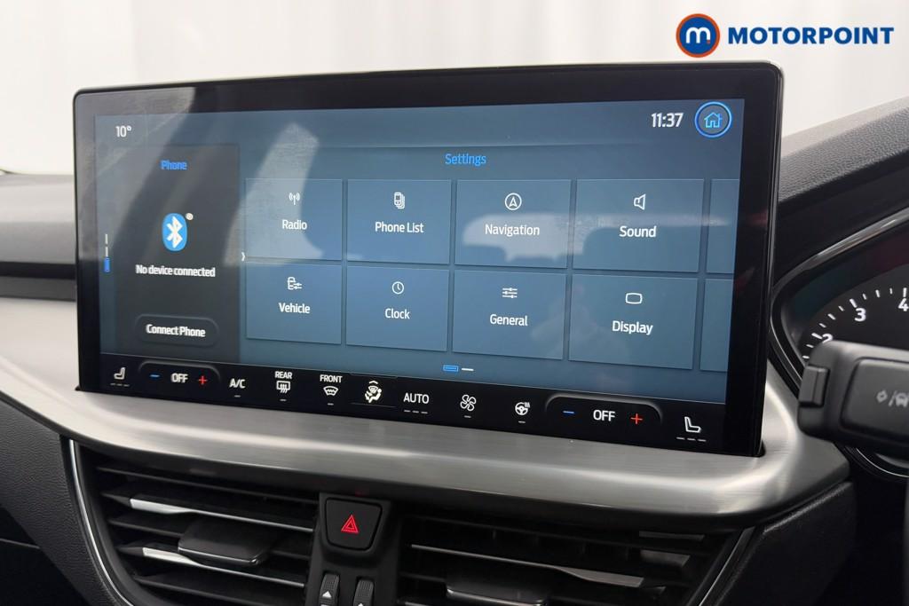 Ford Focus Titanium Manual Petrol Hatchback - Stock Number (1586354) - 8th supplementary image