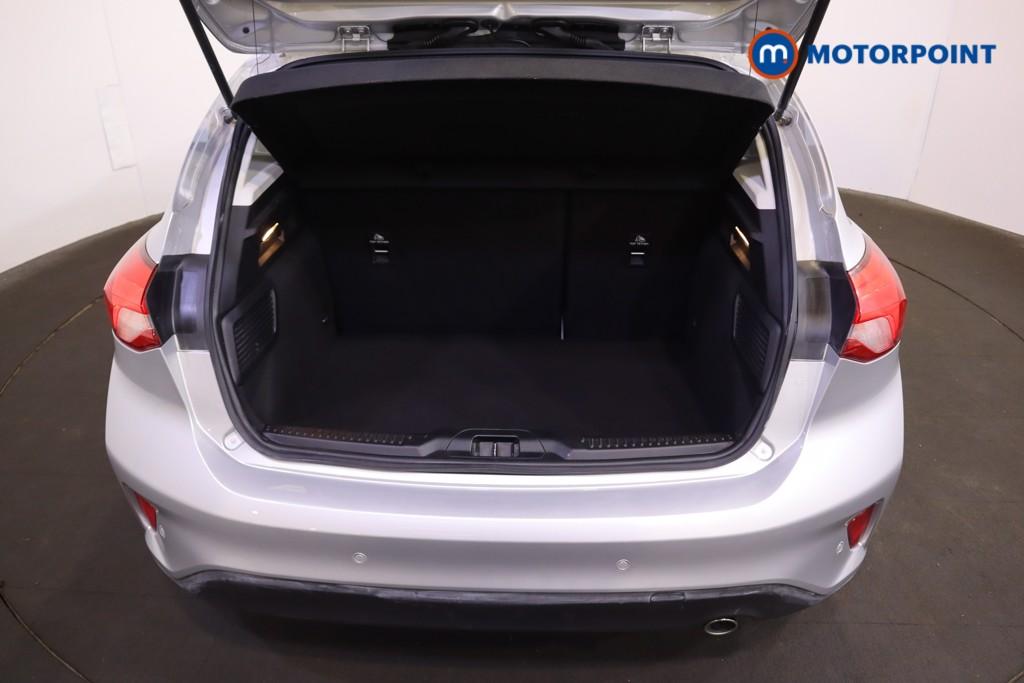Ford Focus Zetec Automatic Petrol Hatchback - Stock Number (1584077) - 8th supplementary image