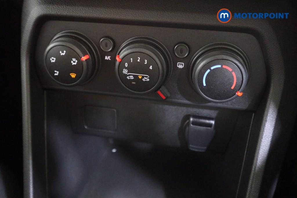 Dacia Sandero Stepway Essential Manual Petrol Hatchback - Stock Number (1588791) - 8th supplementary image