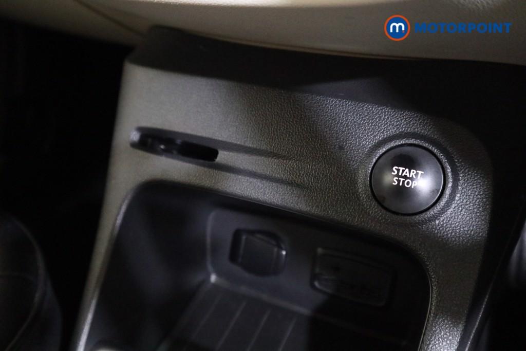 Renault Captur Gt Line Manual Petrol SUV - Stock Number (1591540) - 8th supplementary image