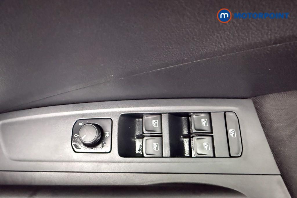 Skoda Fabia Colour Edition Manual Petrol Hatchback - Stock Number (1587096) - 18th supplementary image